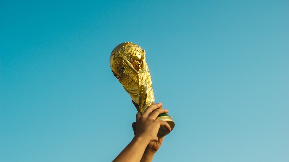 SGAnalytics_Blog_ Winning trophy